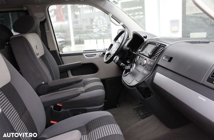 Volkswagen Multivan - 9