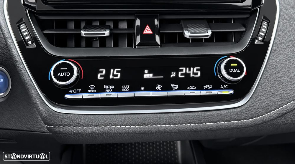Toyota Corolla Touring Sports 1.8 Hybrid Comfort - 34
