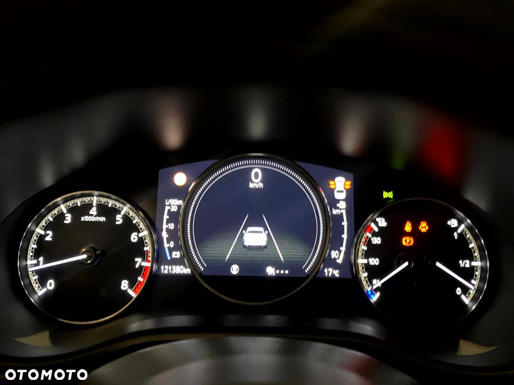Mazda 3 e-SKYACTIV-G 122 M HYBRID EXCLUSIVE-LINE - 14