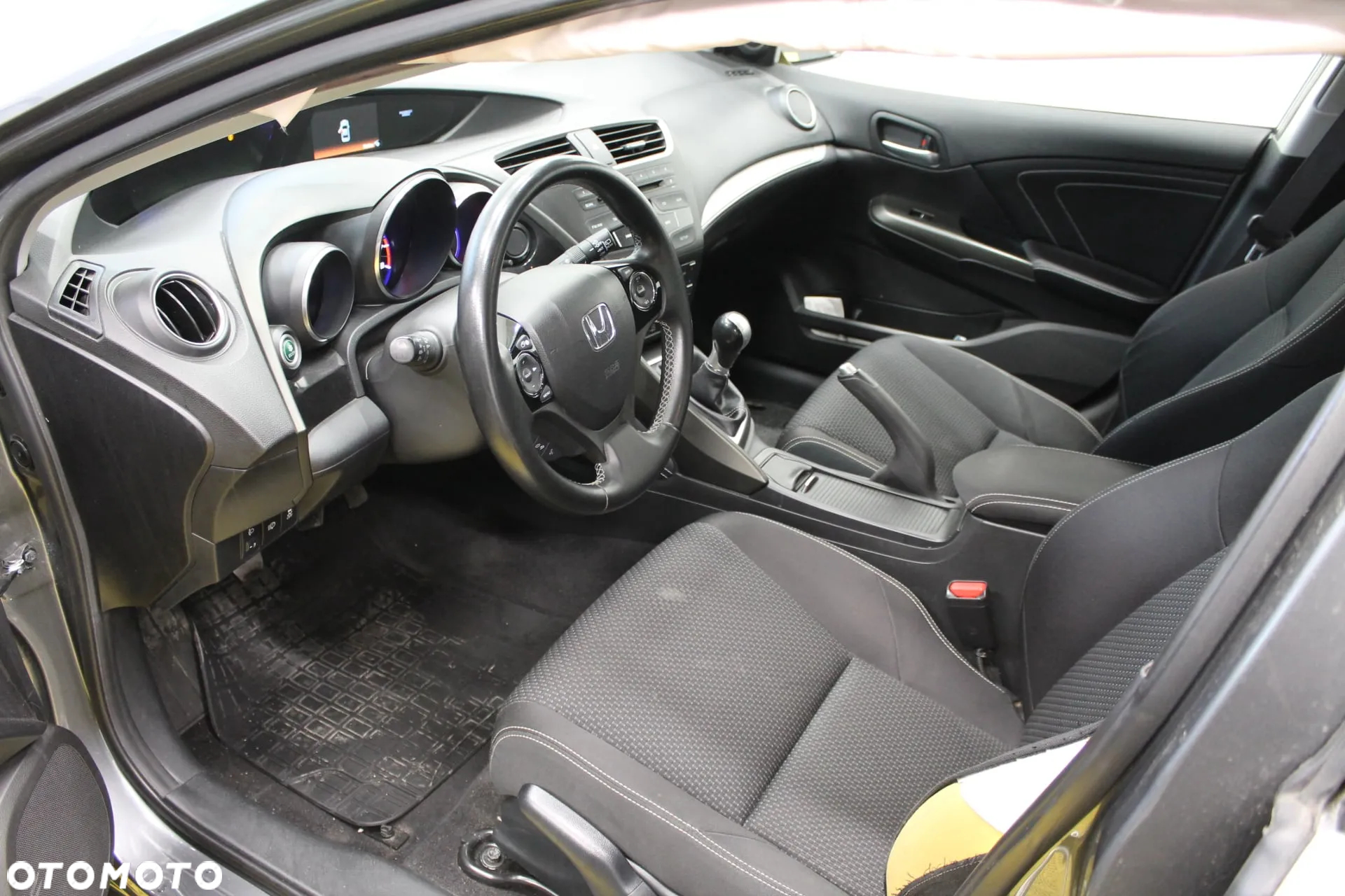 Honda Civic 1.8 Comfort - 9