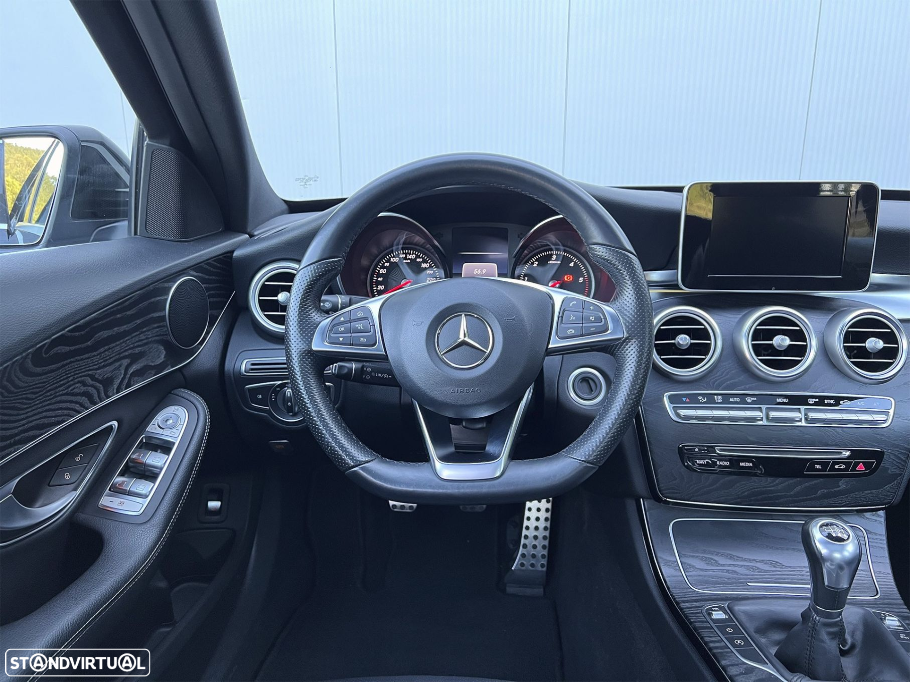 Mercedes-Benz C 180 d AMG Line - 18