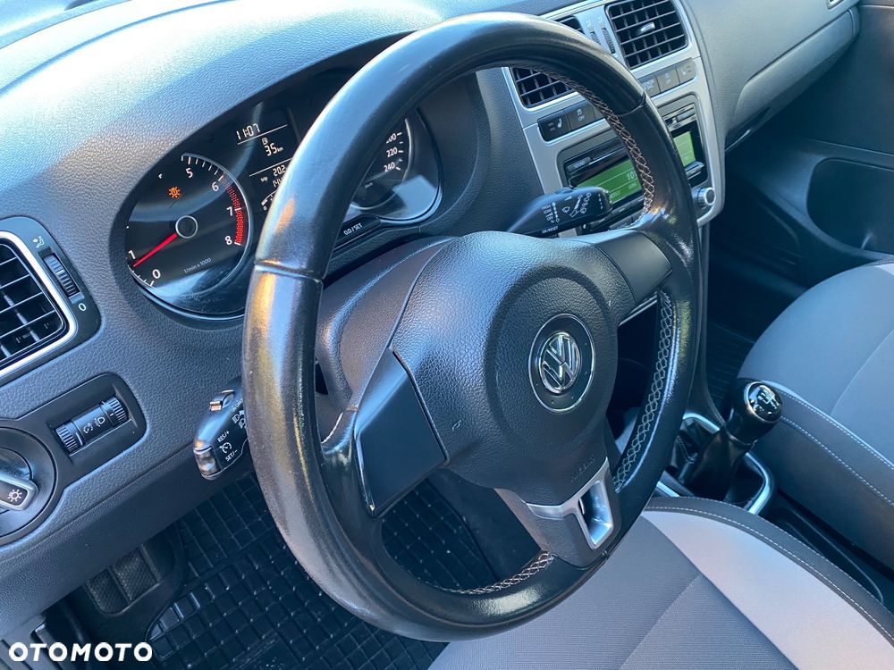 Volkswagen Polo - 17
