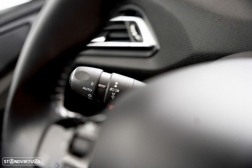 Peugeot 308 1.2 PureTech Active - 8