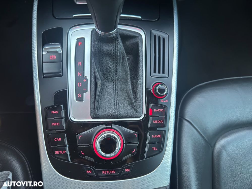 Audi A4 Limuzina 2.0 TDI DPF multitronic Ambition - 23