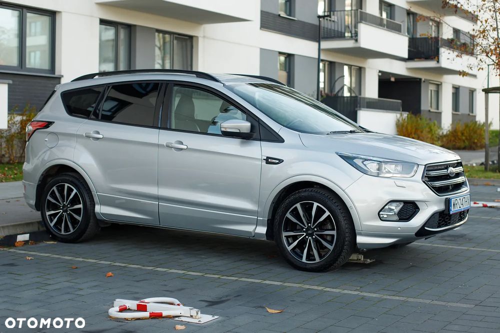 Ford Kuga - 15
