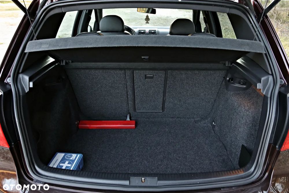 Volkswagen Golf 2.0 FSI 4Motion GT Sport - 28