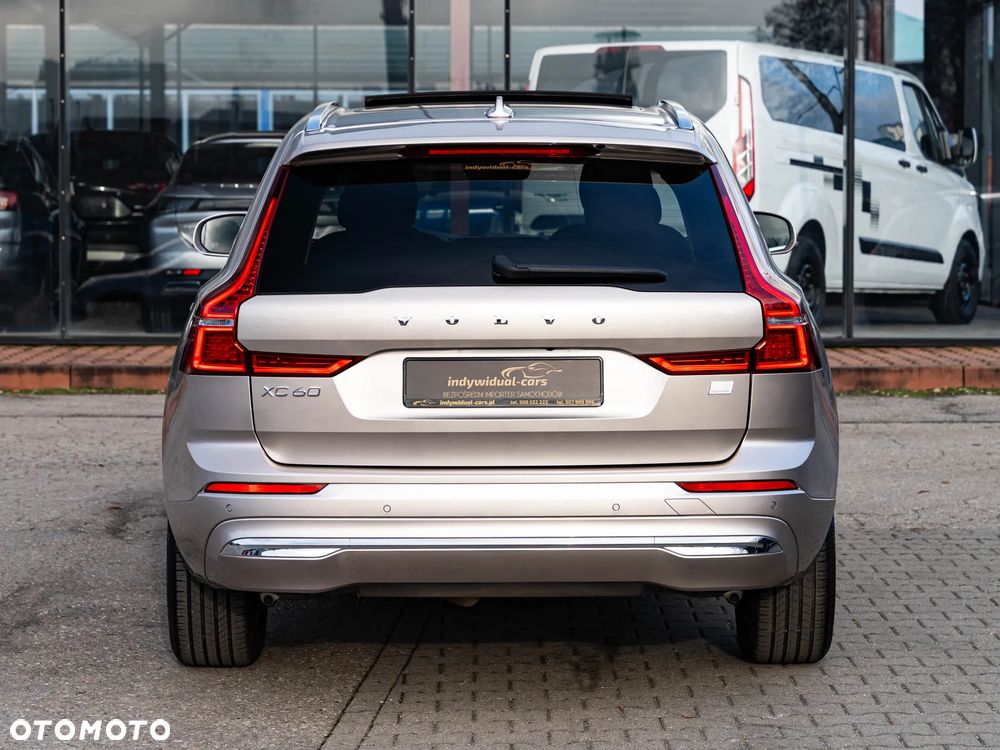 Volvo XC 60 T6 AWD Recharge Geartronic Inscription Expression - 18