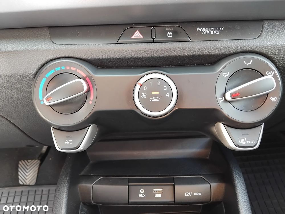 Kia Rio 1.2 M - 13