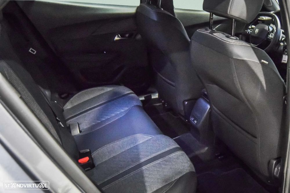 Peugeot 2008 1.2 Hybrid Allure e-DCS6 - 10