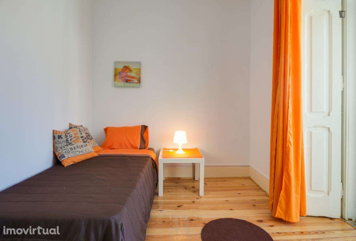 Quarto - localizado em Arroios Lisbon - Grande imagem: 3/15