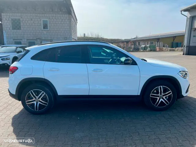 Mercedes-Benz GLA 250 e Progressive - 3