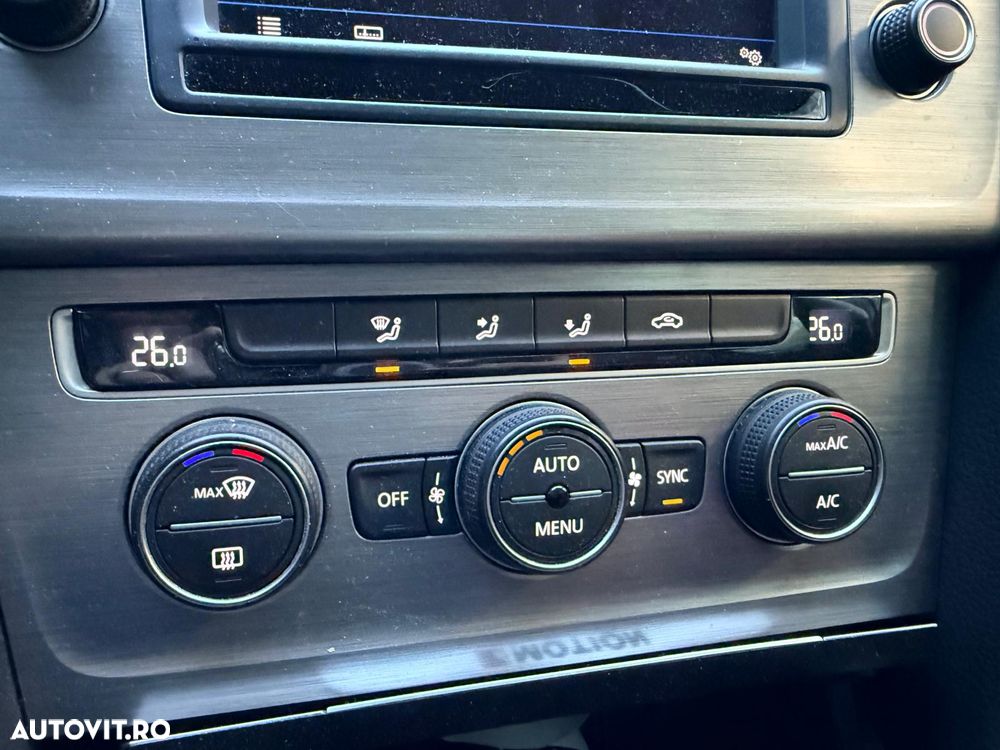 Volkswagen Golf 1.6 TDI 4Motion - 18