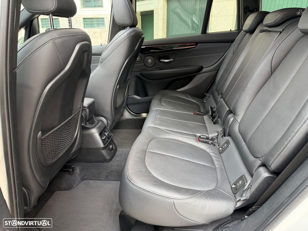 BMW 218 Gran Tourer i 7L Pack M - 51