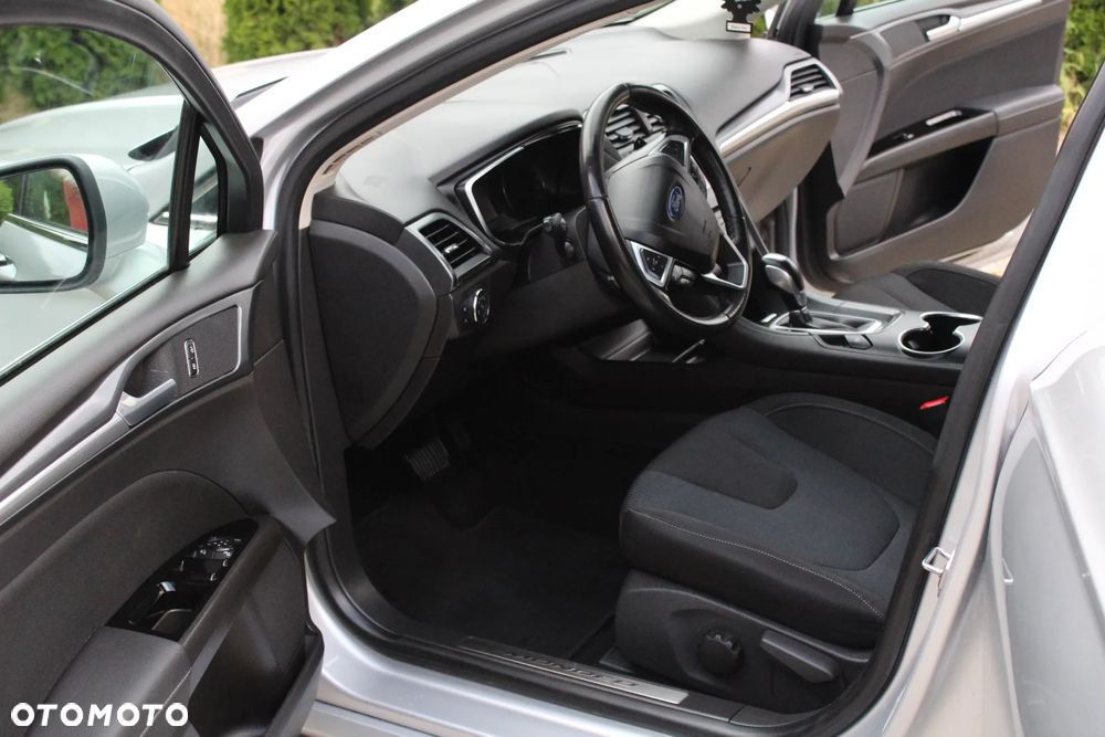 Ford Mondeo - 10