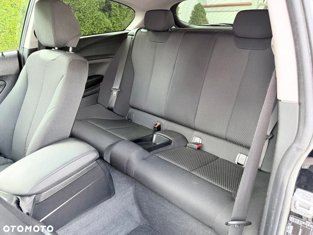 BMW Seria 1 116i - 19
