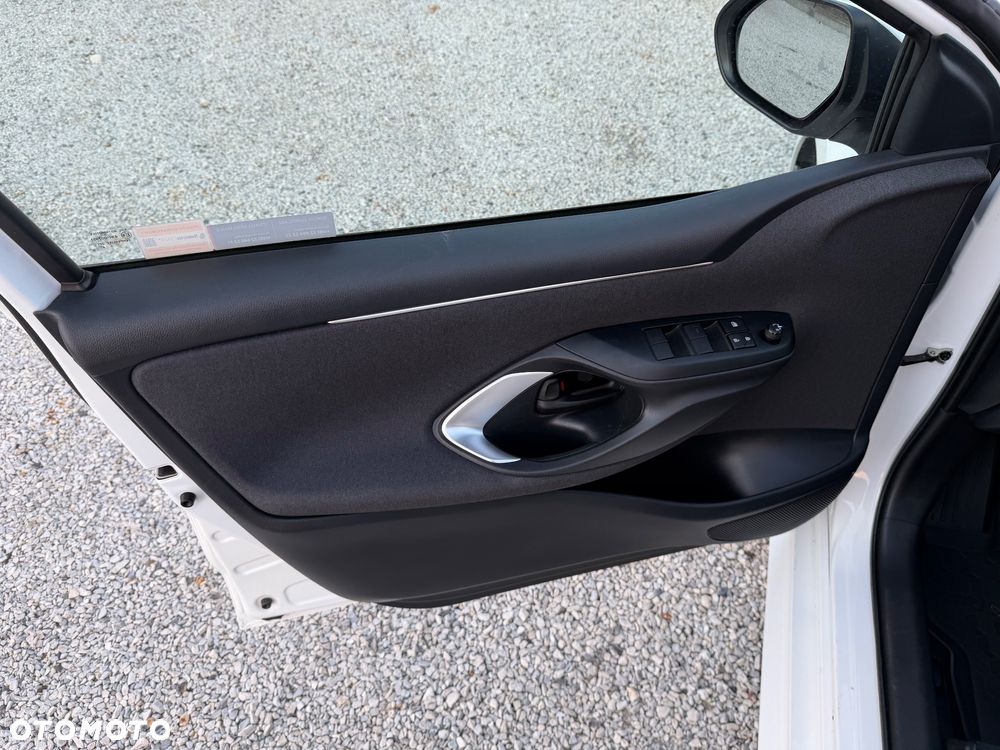 Toyota Yaris 1.5 Comfort - 21