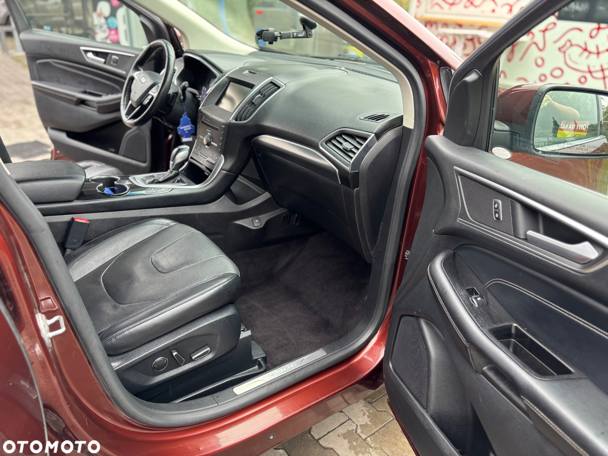 Ford Edge - 13