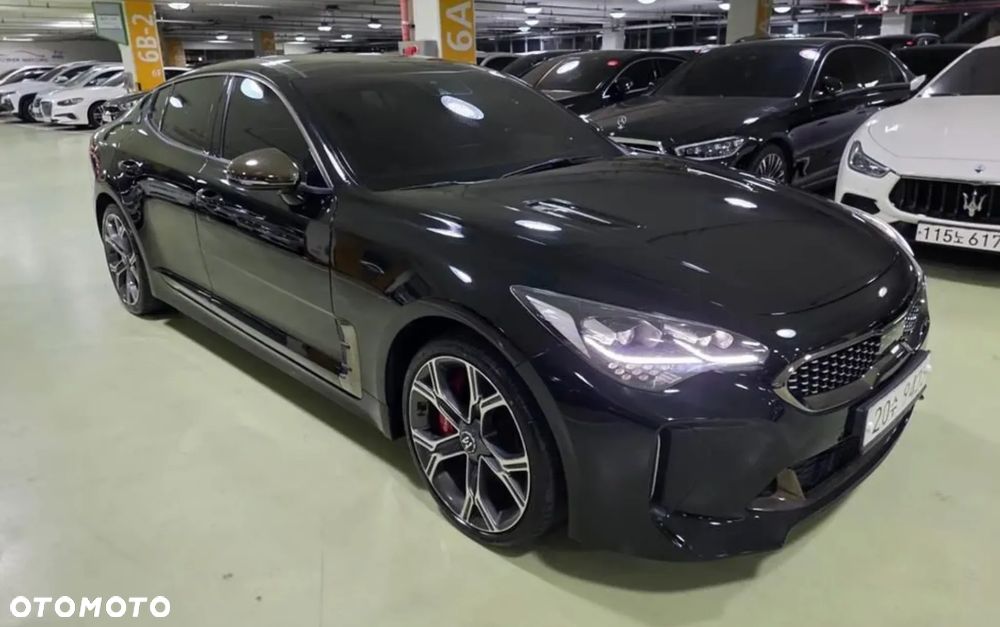 Kia Stinger - 5