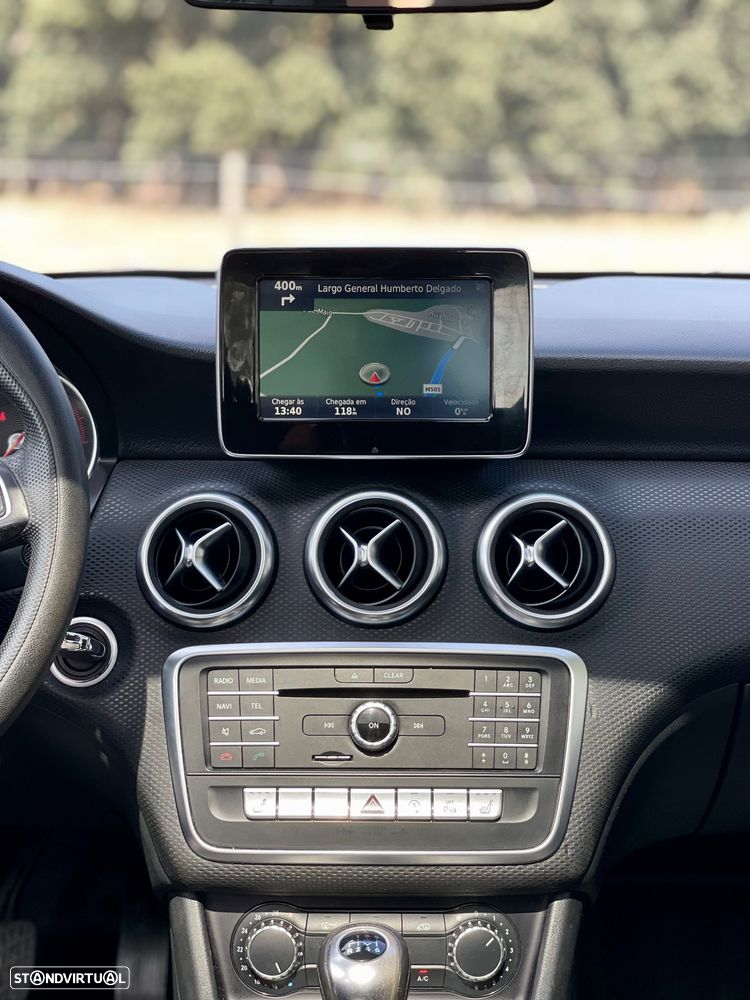 Mercedes-Benz A 180 CDI (BlueEFFICIENCY) - 14