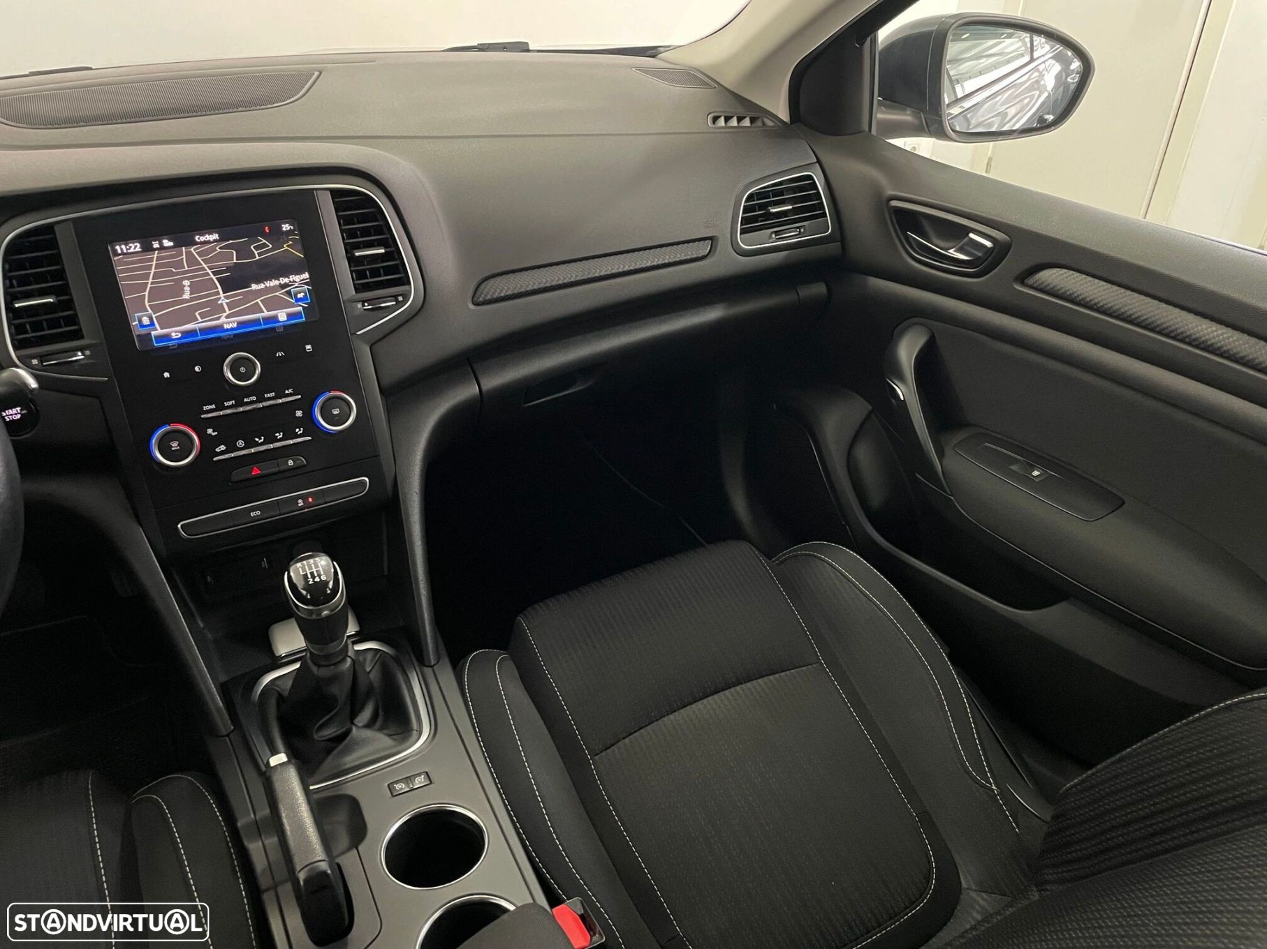 Renault Mégane Sport Tourer 1.5 dCi Dynamique S SS - 23