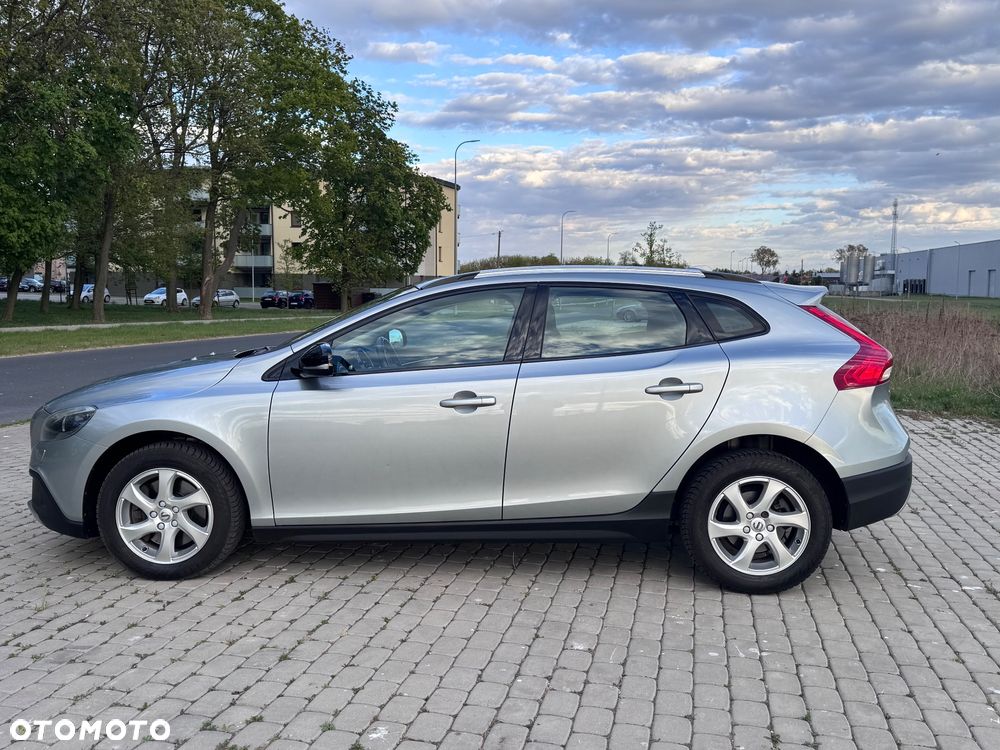 Volvo V40 D3 Inscription - 4