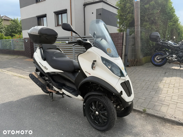 Piaggio MP-3