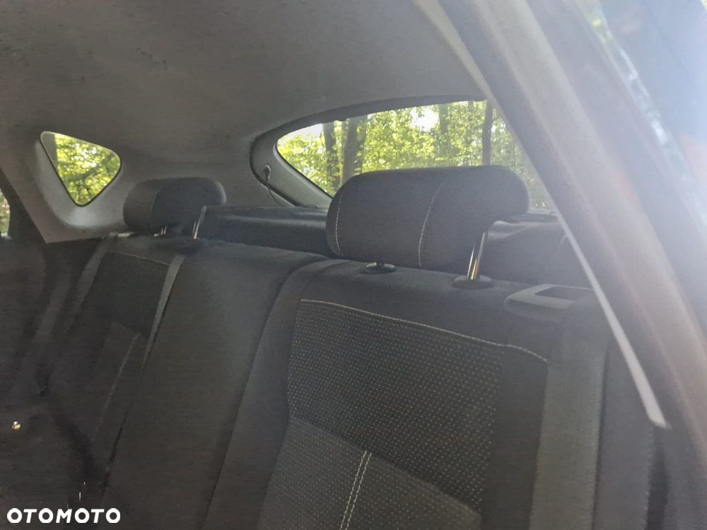 Opel Astra - 16