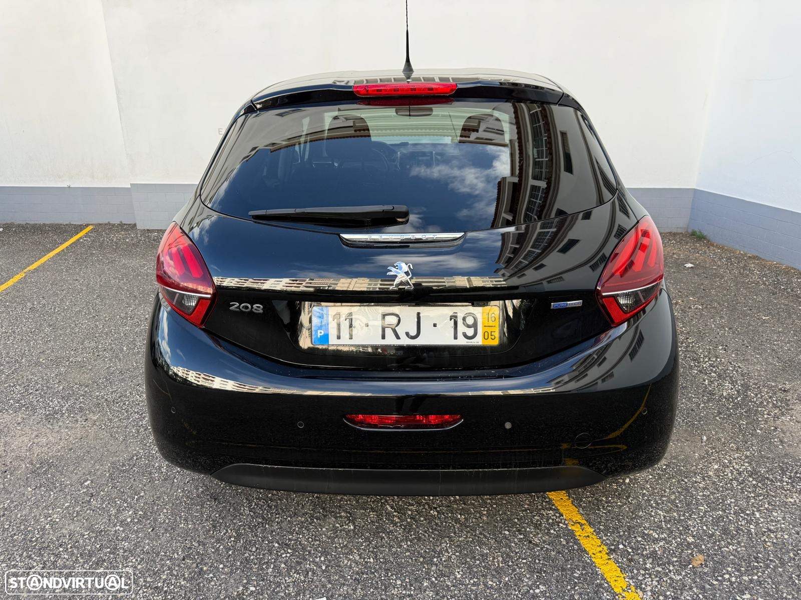 Peugeot 208 1.2 PureTech Style - 9