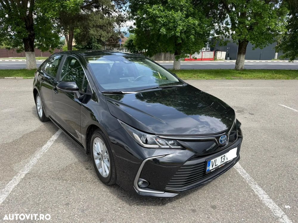 Toyota Corolla 1.8 HSD Dynamic - 3