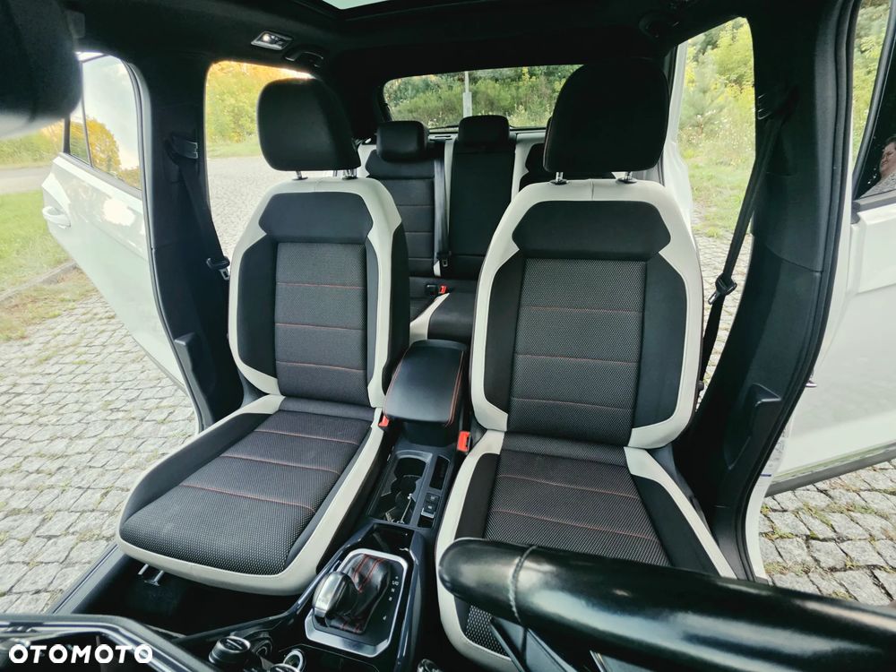 Volkswagen T-Roc 1.5 TSI ACT OPF DSG IQ.DRIVE - 31