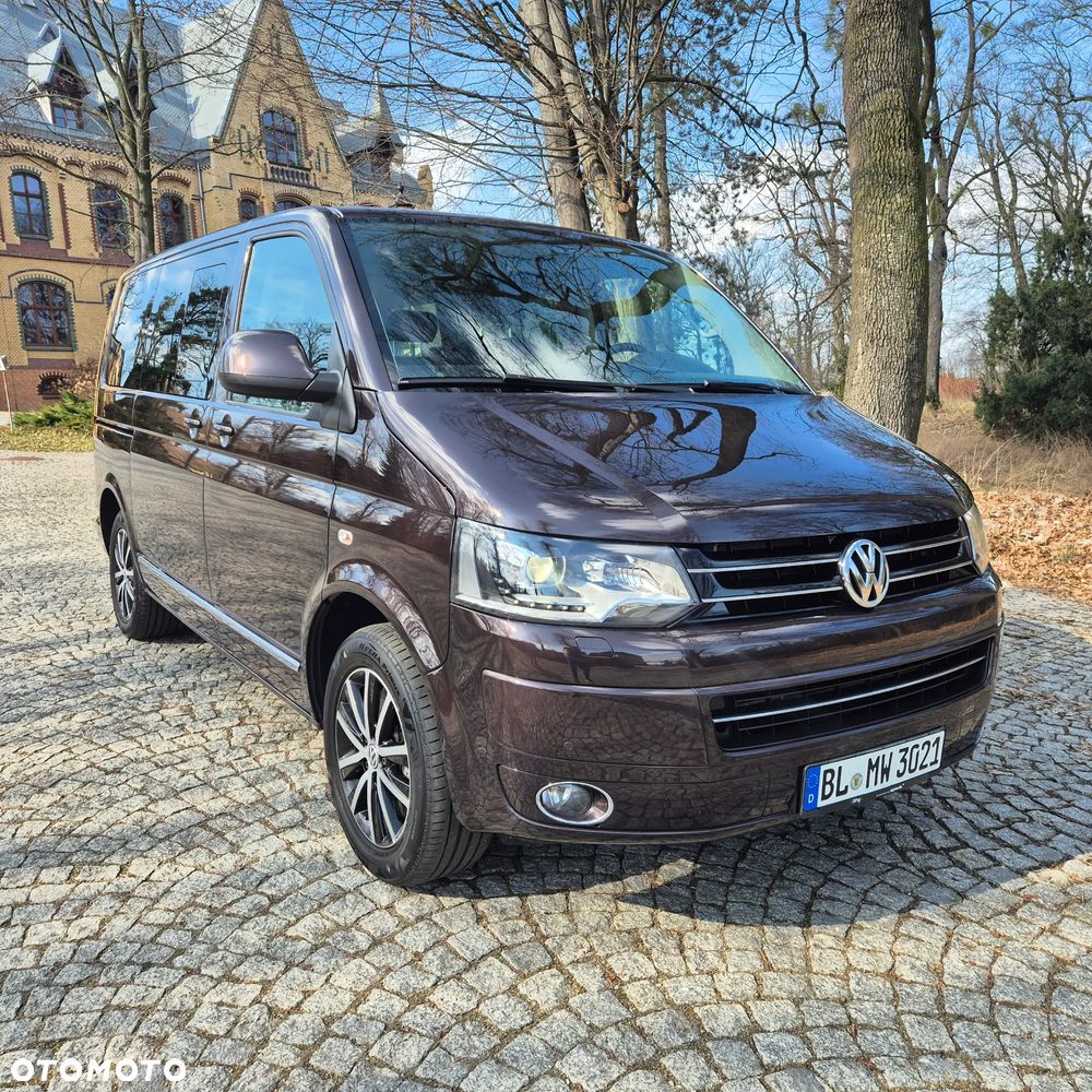 Volkswagen Multivan - 1