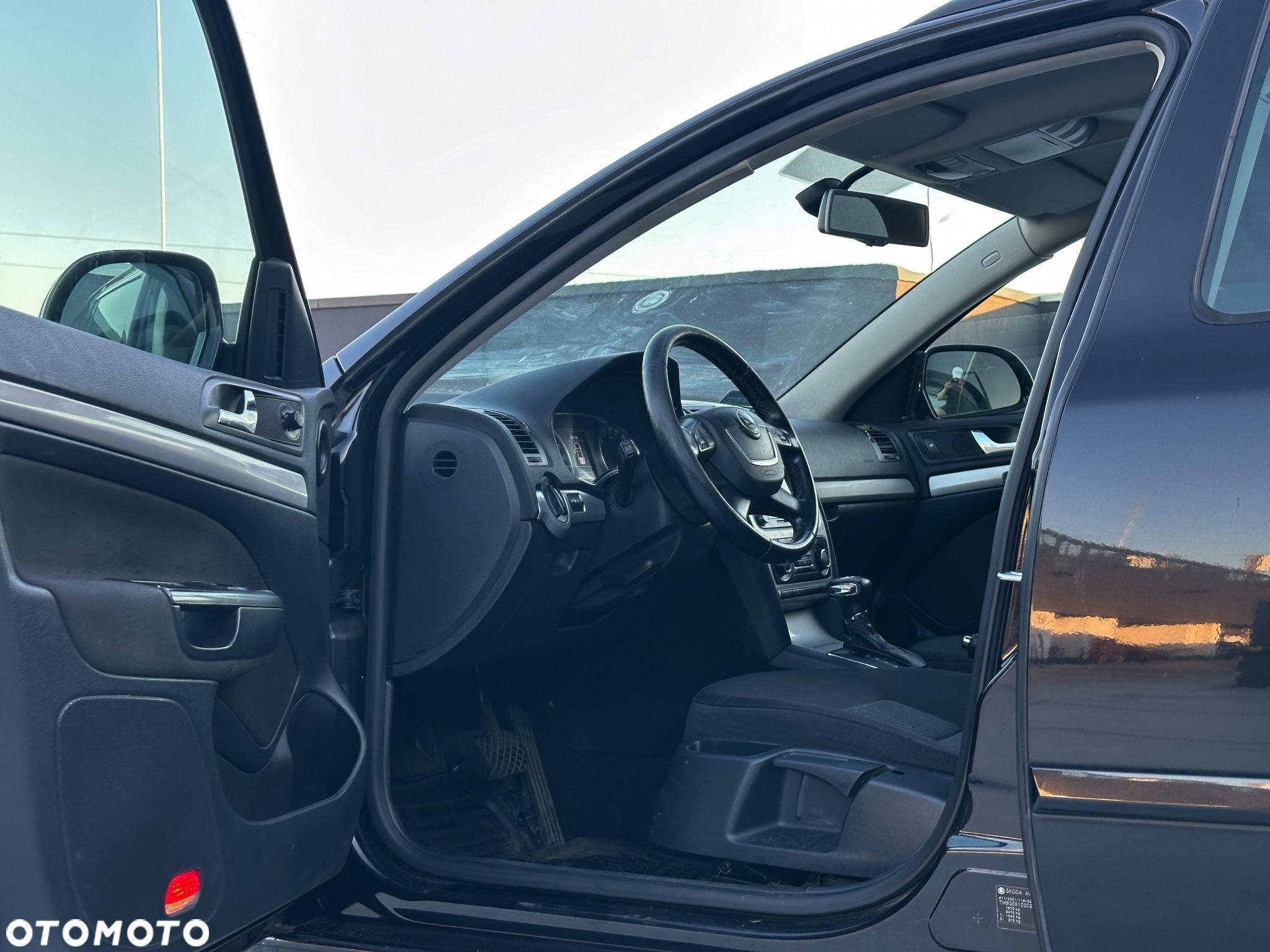 Skoda Octavia 2.0 TDI DPF Elegance DSG - 14