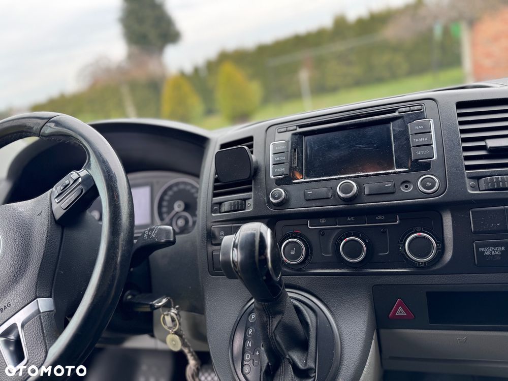 Volkswagen Transporter Multivan DSG BMT Highline - 6