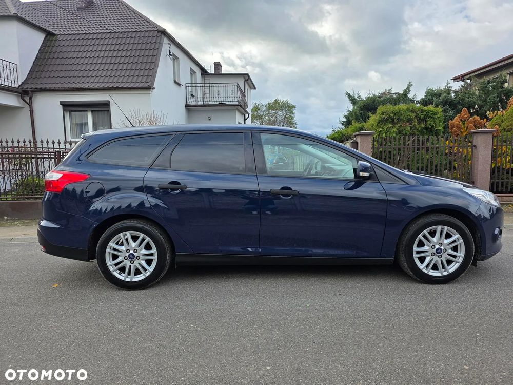 Ford Focus 1.0 EcoBoost Trend - 9