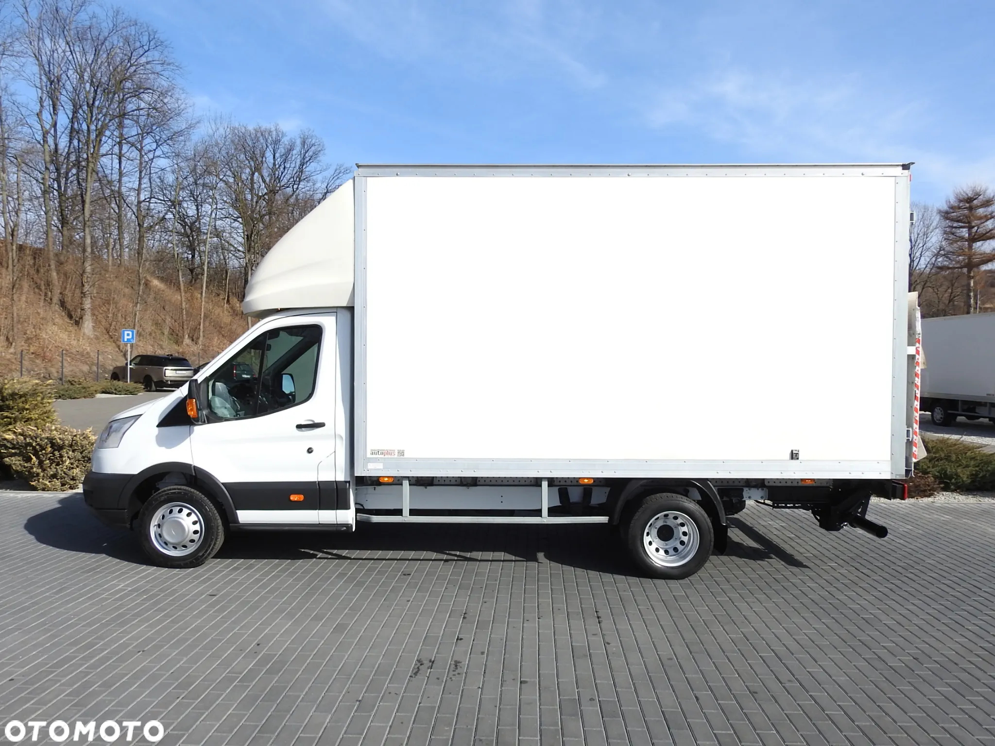 Ford TRANSIT  KONTENER WINDA 8 PALET TEMPOMAT LEDY BLIŹNIACZE KOŁA KLIMATYZACJA 170KM [ B14018 ] - 7