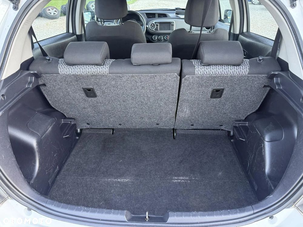 Toyota Yaris 1.33 VVT-i Edition 2014 - 19