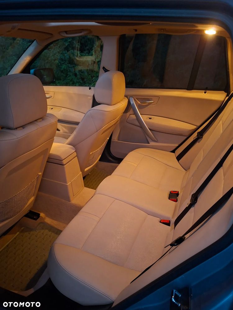 BMW X3 2.0d - 14