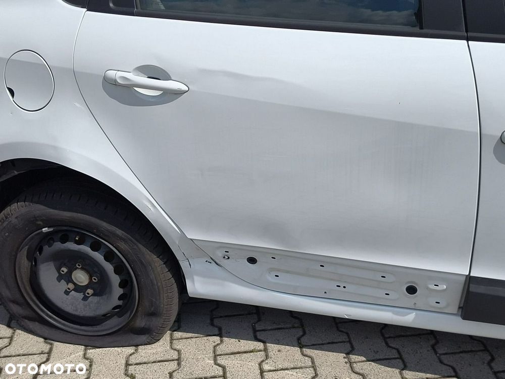 Renault Scenic - 17
