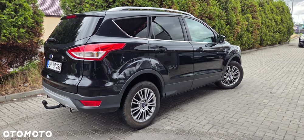 Ford Kuga 2.0 TDCi 2x4 Titanium - 17