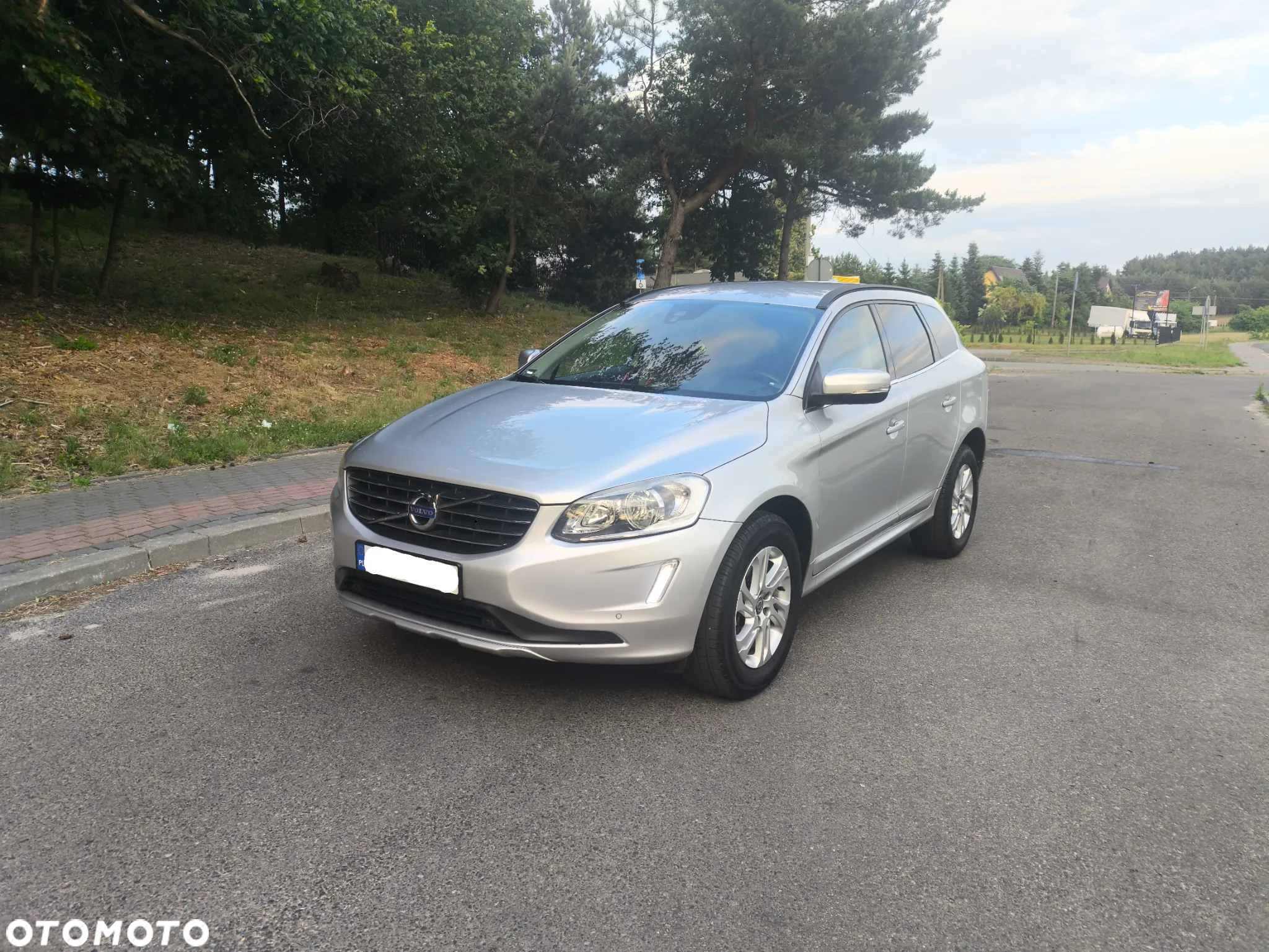 Volvo XC 60 D4 Drive-E Momentum - 2
