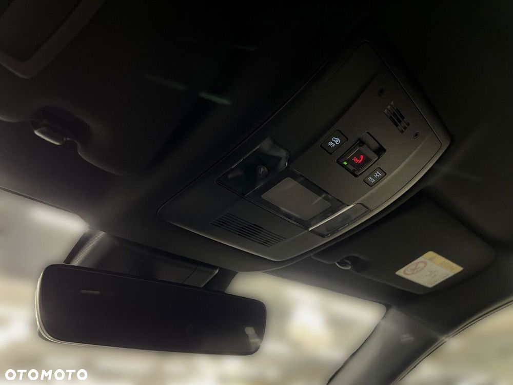 Lexus UX 250h GPF F Impression 2WD - 25