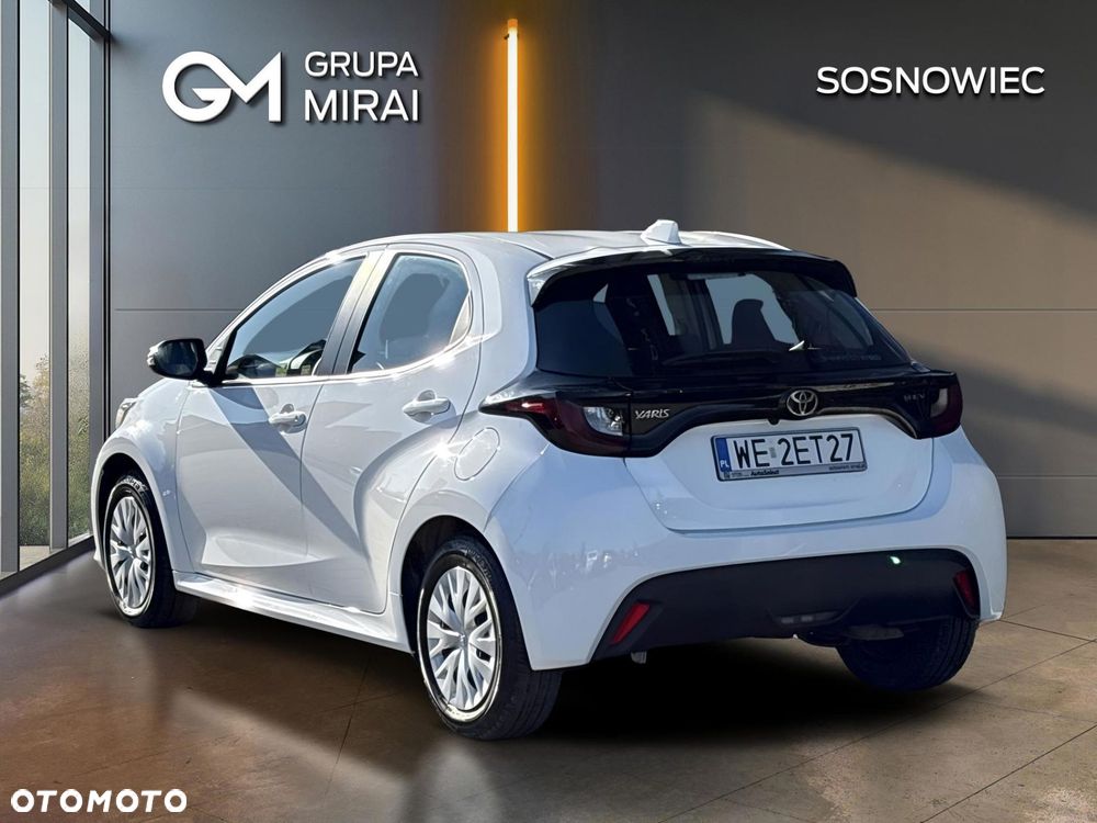 Toyota Yaris Hybrid 1.5 Active - 3