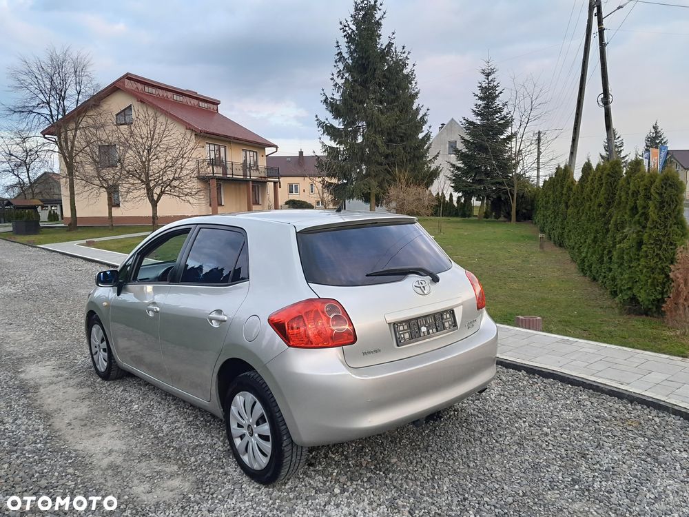 Toyota Auris - 6