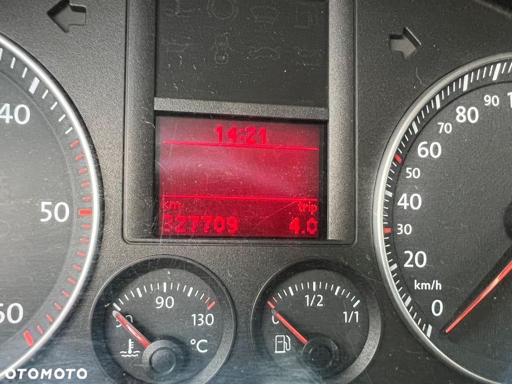 Volkswagen Golf V 1.9 TDI Comfortline - 14