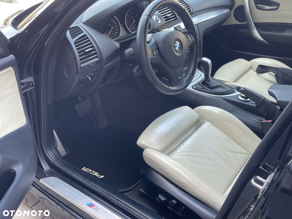 BMW Seria 1 123d DPF Edition Sport - 18