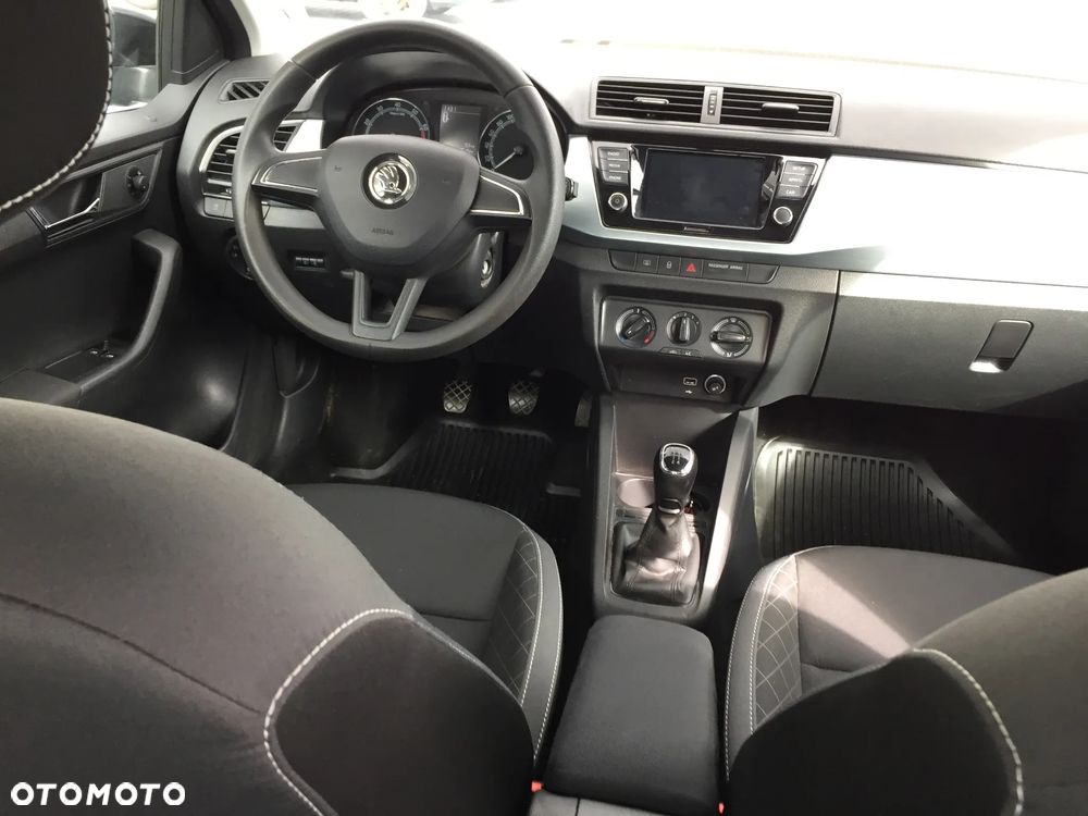 Skoda Fabia 1.0 TSI Ambition - 6