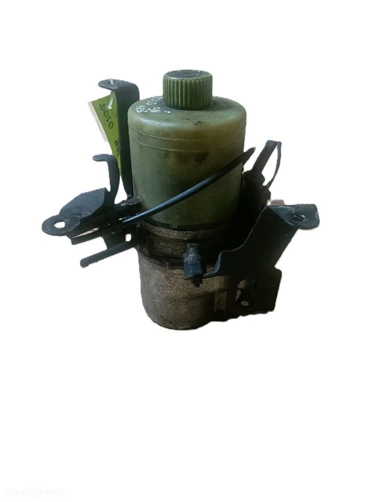 VOLKSWAGEN POLO IV 9N 01-09 1,2 B pompa wspomagania TRW 6Q0423156S * - 3