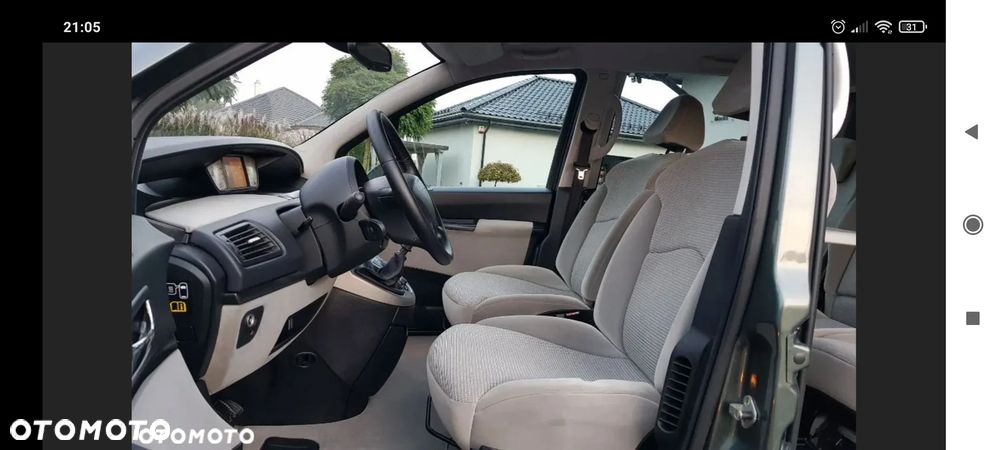 Peugeot 807 - 11