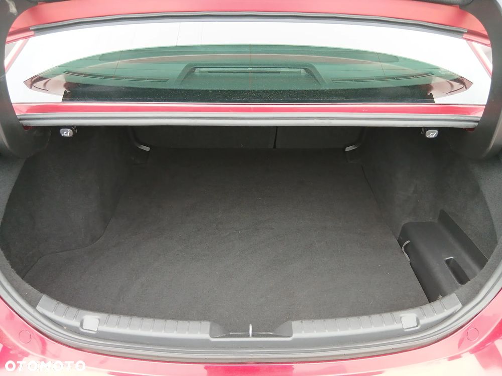 Mazda 3 2.0 mHEV Hikari - 8