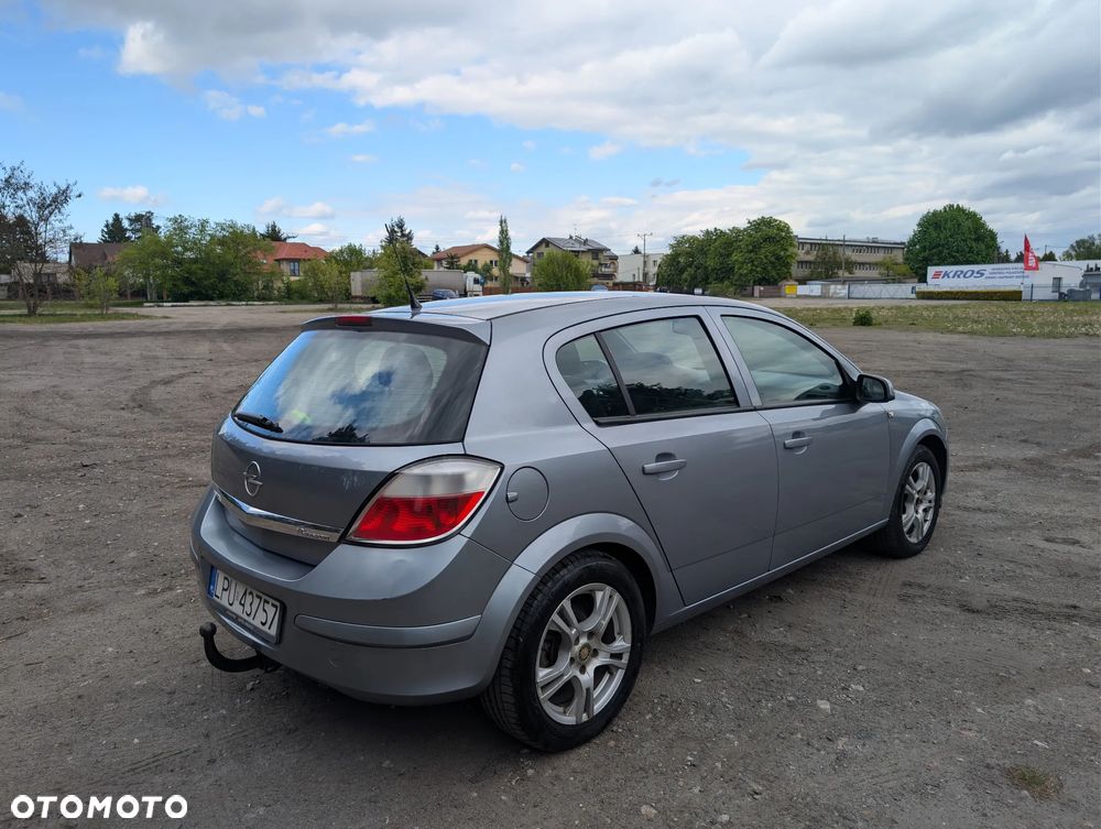 Opel Astra 1.6 Cosmo - 8
